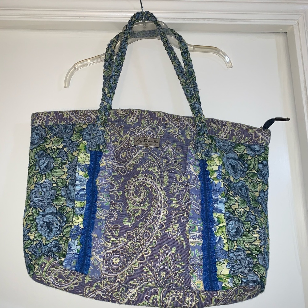 large women’s bag